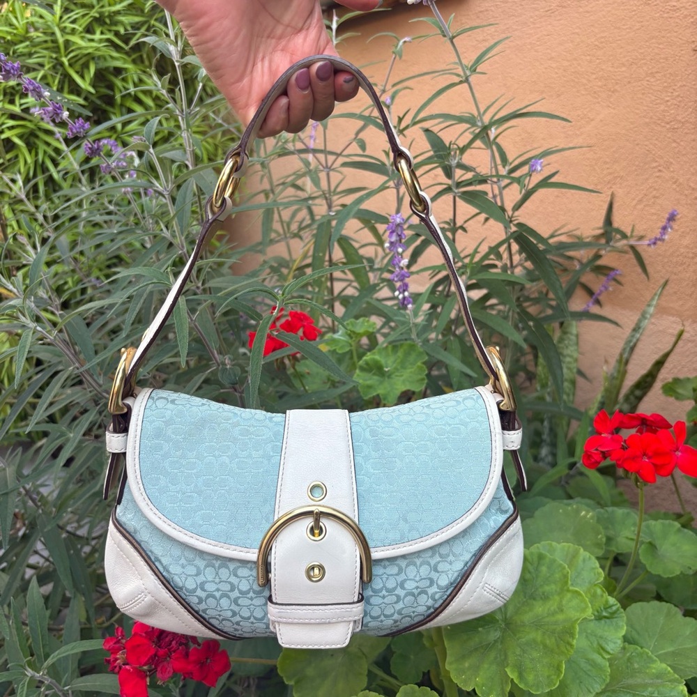 Y2K Coach Mini Light Blue Soho Buckle Shoulder Purse 🍒